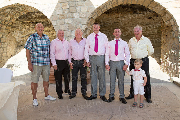 PHOTO 011